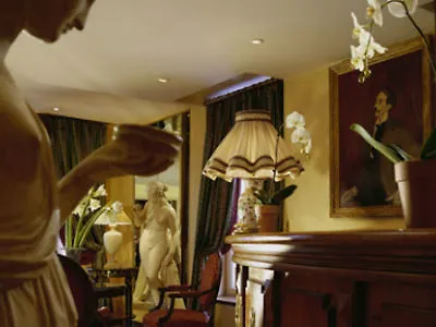 Academie Saint Germain Hotell 4*