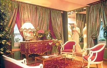 Académie Saint Germain 4*