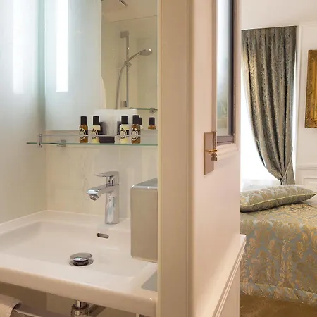 Hotel Academie Saint Germain 4*