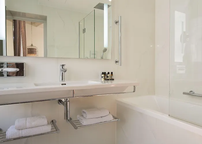 Academie Saint Germain 4*