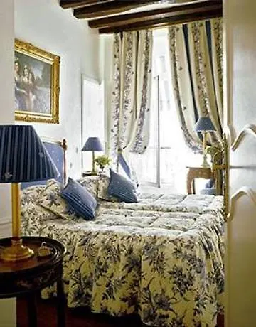 Academie Saint Germain Hotel